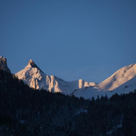 Logement Renove Avec Vue Panoramique La Saussaz エクステリア 写真