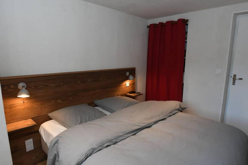 Logement Renove Avec Vue Panoramique La Saussaz エクステリア 写真