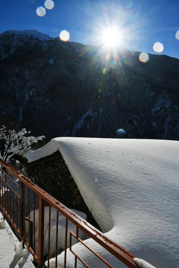 Logement Renove Avec Vue Panoramique La Saussaz エクステリア 写真